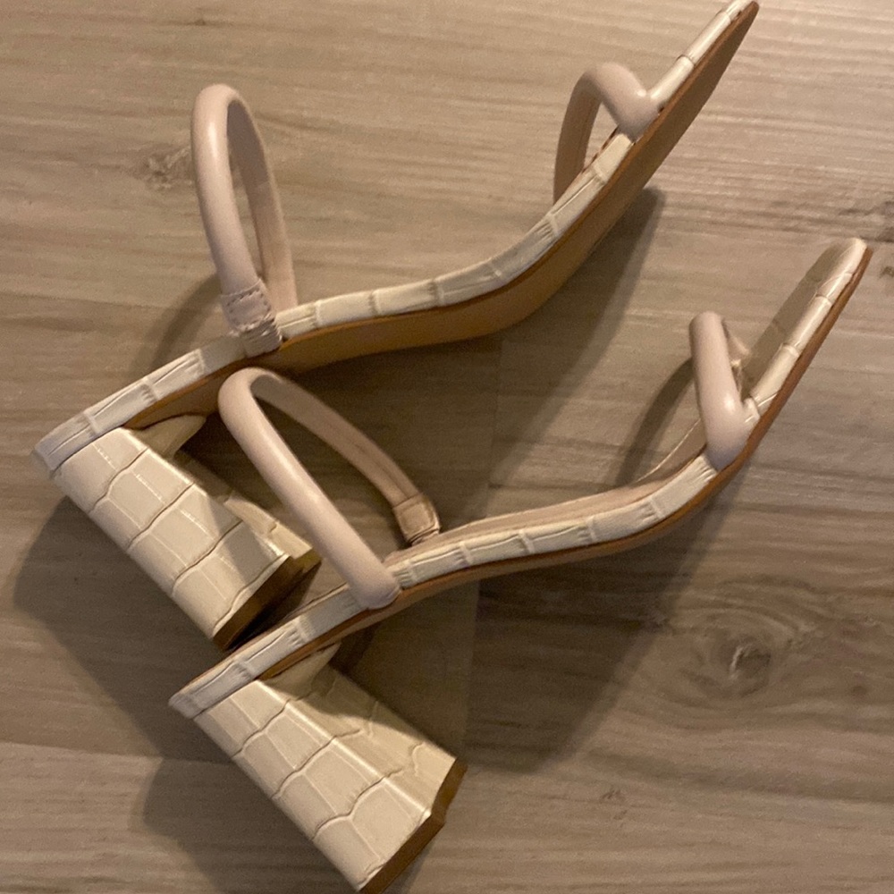 NWT Steve Madden Sandals